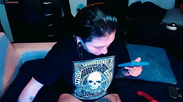 Marieblueeyes online show from 10-06-25, 03:19