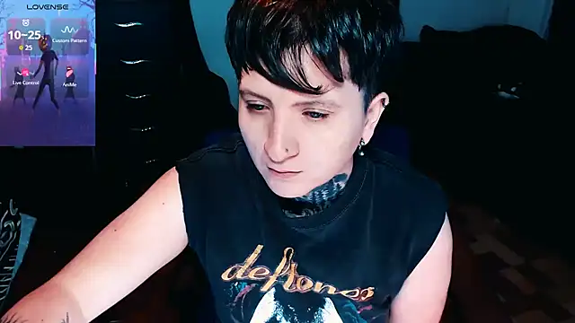 Marieblueeyes online show from 10-21-25, 11:53