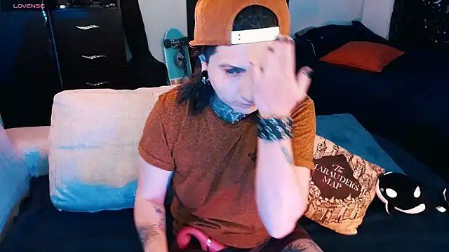 Marieblueeyes online show from 10-02-25, 12:19