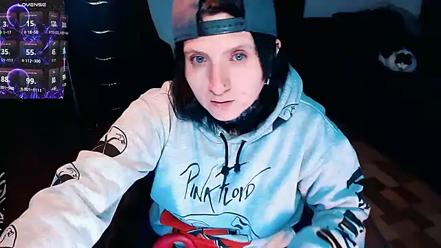 Marieblueeyes online show from 10-15-25, 08:28