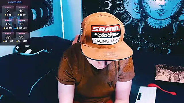 Marieblueeyes online show from 02-10-26, 01:04