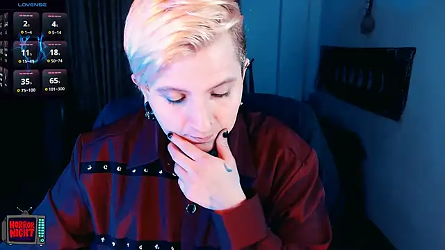 Marieblueeyes online show from 12-20-25, 05:21