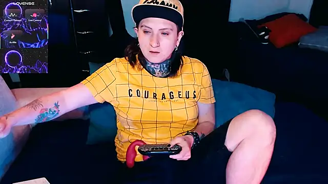 Marieblueeyes online show from 10-03-25, 03:20