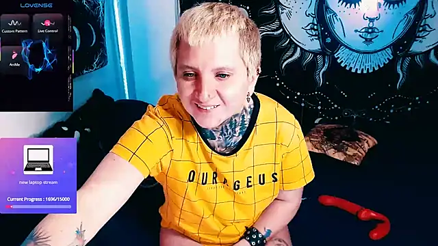 Marieblueeyes online show from 02-17-26, 10:51