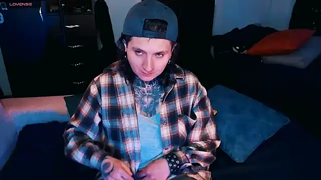 Marieblueeyes online show from 10-05-25, 12:23