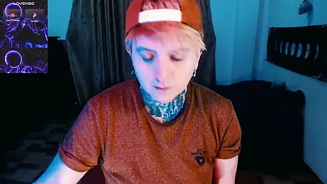 Marieblueeyes online show from 11-13-25, 01:53