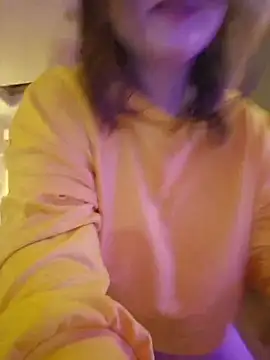 Yammy Yumi online show from 02-11-26, 03:12