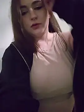 Yammy Yumi online show from 03-08-26, 01:25