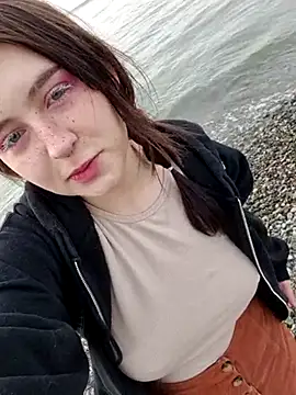 Snapshot of Yammy_Yumi chatting on 03-14-25, 01:24 Yammy Yumi online show from 03-14-25, 01:24