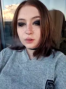 Snapshot of Yammy_Yumi chatting on 10-30-25, 04:11 Yammy Yumi online show from 10-30-25, 04:11