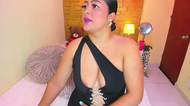 Julia Haye online show from 07-01-26, 03:51