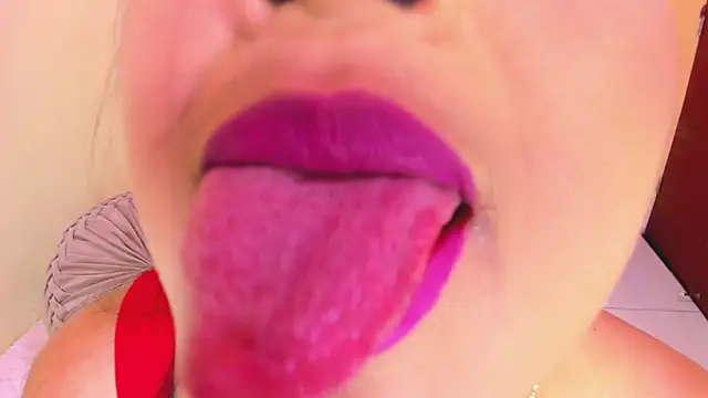 Julia Haye online show from 06-23-26, 04:21