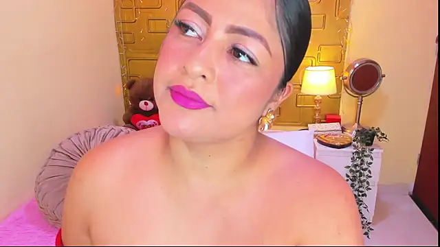 Julia Haye online show from 02-17-26, 03:26