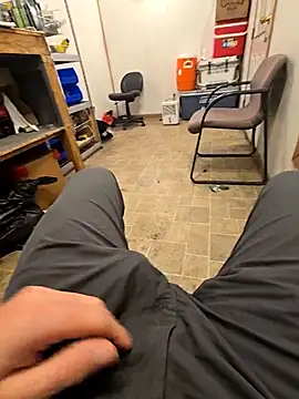 Snapshot of taurada76 chatting on 03-04-26, 04:04 taurada76 online show from 03-04-26, 04:04