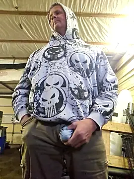 Snapshot of taurada76 chatting on 03-05-26, 09:43 taurada76 online show from 03-05-26, 09:43