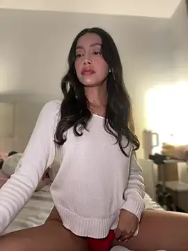 Snapshot of SelenaStone chatting on 02-15-26, 08:19 SelenaStone online show from 02-15-26, 08:19