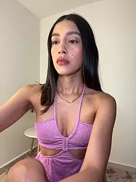 Snapshot of SelenaStone chatting on 03-08-25, 10:45 SelenaStone online show from 03-08-25, 10:45