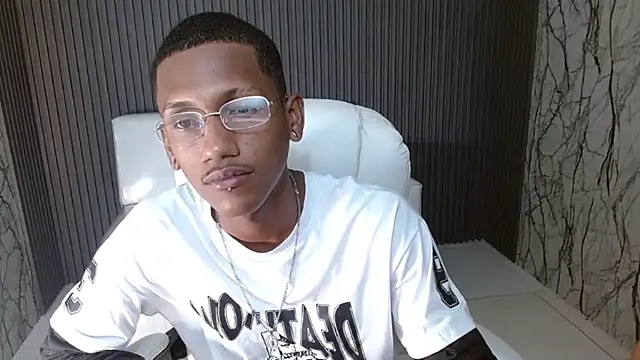 ManSant online show from 10-12-25, 03:24