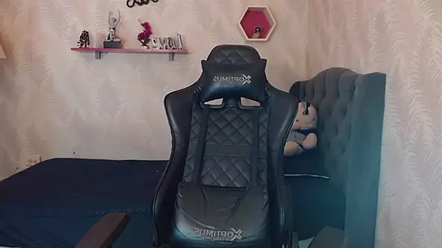 ManSant online show from 09-30-25, 03:29