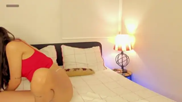 KaryAndTylor online show from 01-09-26, 01:12