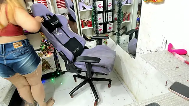 allsson queen online show from 11-15-25, 02:26