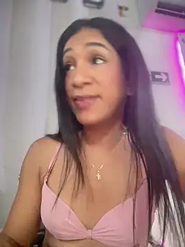 Snapshot of Ashly_Miller chatting on 02-18-26, 07:54 Ashly Miller online show from 02-18-26, 07:54