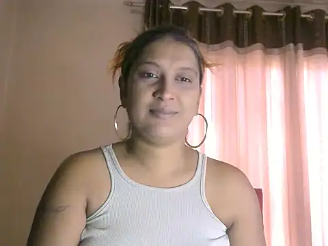 Snapshot of eroticbeauty37 chatting on 03-01-25, 06:13 eroticbeauty37 online show from 03-01-25, 06:13