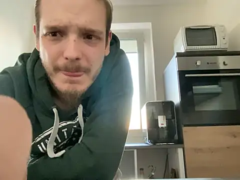 Drachenfeuer online show from 03-18-25, 05:01