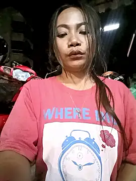 Snapshot of KinkyKit_May chatting on 02-12-26, 04:18 KinkyKit May online show from 02-12-26, 04:18