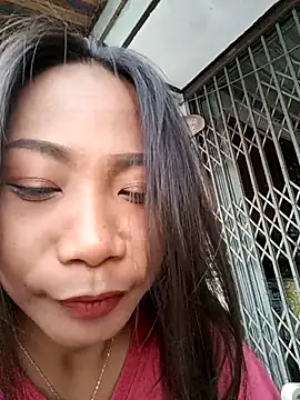 Snapshot of KinkyKit_May chatting on 02-11-26, 11:10 KinkyKit May online show from 02-11-26, 11:10