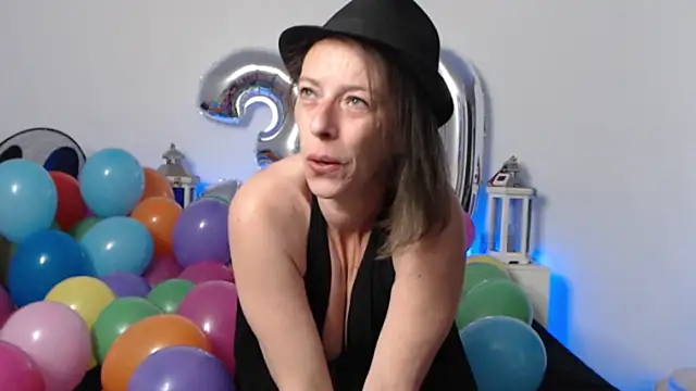 Oriane Jackson online show from 05-01-26, 06:57