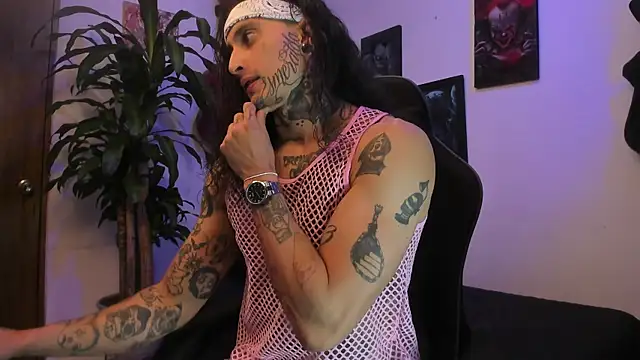 Snapshot of Ryuk_it chatting on 09-20-25, 01:16 Ryuk it online show from 09-20-25, 01:16