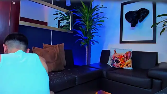 Snapshot of Markboyl chatting on 01-21-25, 01:21 Markboyl online show from 01-21-25, 01:21