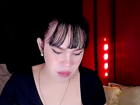 Snapshot of arianneXXX_ts chatting on 10-11-25, 10:00 arianneXXX ts online show from 10-11-25, 10:00