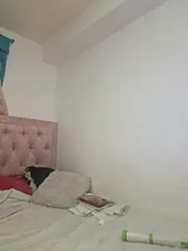 Alexandrasaenz online show from 02-11-26, 01:16