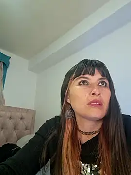 Alexandrasaenz online show from 03-27-26, 11:05