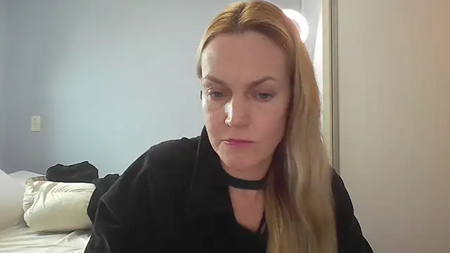 Snapshot of Annylove1 chatting on 05-28-26, 10:54 Annylove1 online show from 05-28-26, 10:54
