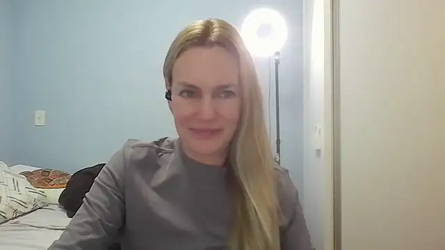 Annylove1 online show from 06-30-26, 12:16