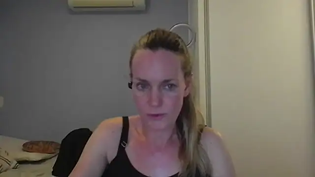 Annylove1 online show from 12-03-25, 12:23