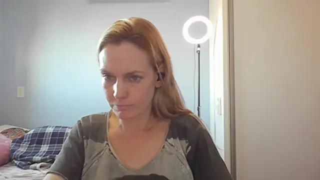 Snapshot of Annylove1 chatting on 04-21-26, 10:55 Annylove1 online show from 04-21-26, 10:55