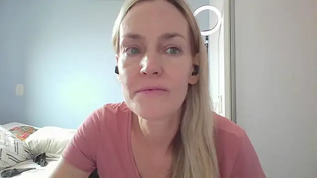 Annylove1 online show from 02-25-26, 12:16