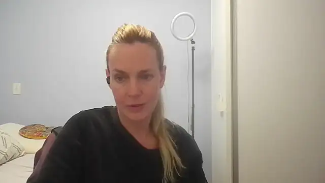 Annylove1 online show from 06-19-26, 12:27