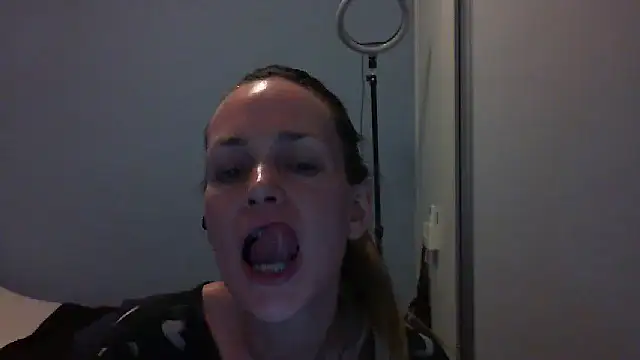 Annylove1 online show from 11-06-25, 12:03