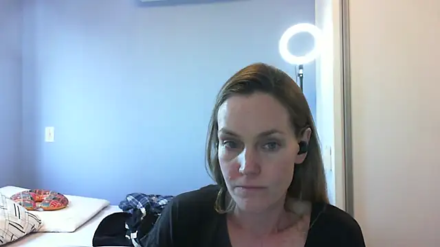 Annylove1 online show from 10-27-25, 03:46