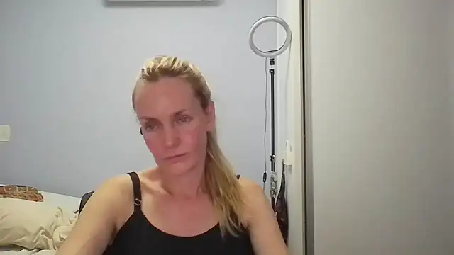 Annylove1 online show from 02-16-26, 12:09