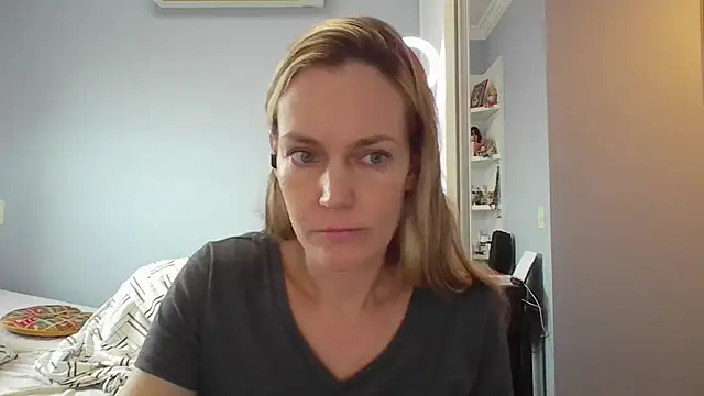 Annylove1 online show from 02-10-26, 10:47