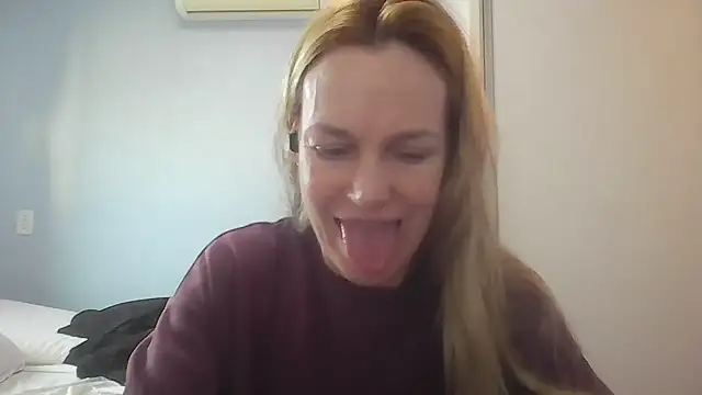 Annylove1 online show from 07-14-26, 10:54