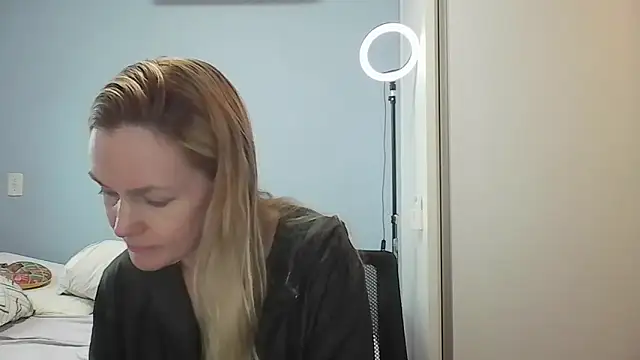 Annylove1 online show from 03-10-26, 10:52