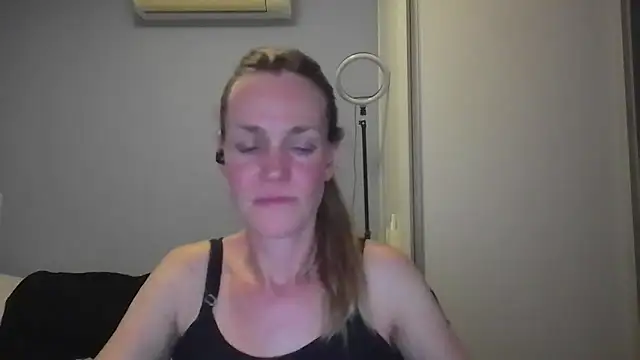 Annylove1 online show from 12-01-25, 12:11