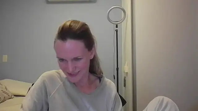 Annylove1 online show from 11-27-25, 12:22